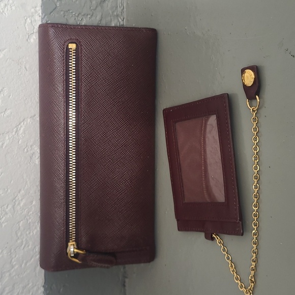 Authentic Prada Wallet - Picture 4 of 16